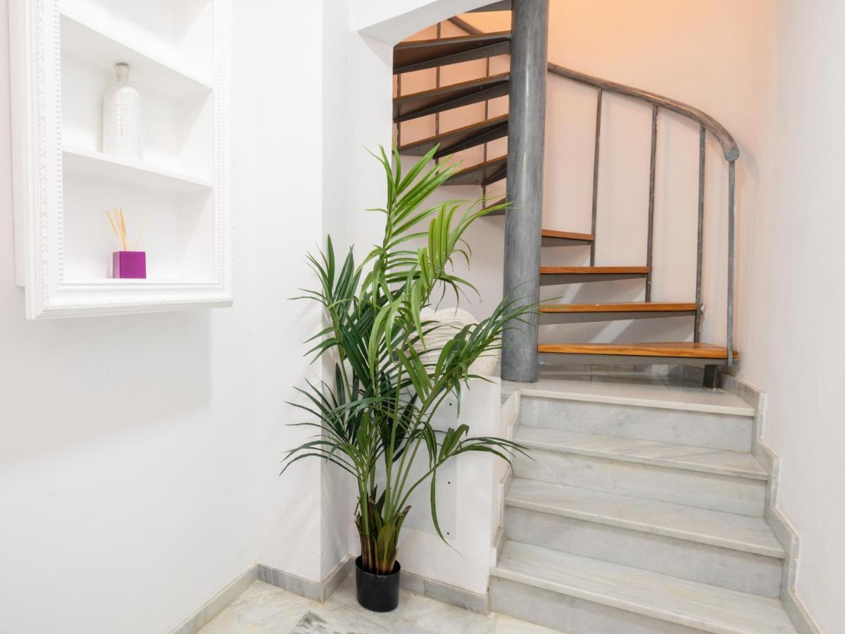 Guesthouse Room & Studio Seville La Flamenka Εξωτερικό φωτογραφία