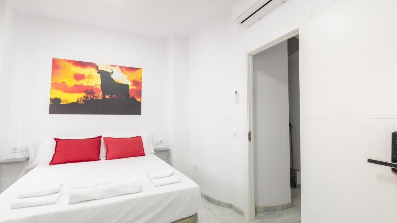 Guesthouse Room & Studio Seville La Flamenka Εξωτερικό φωτογραφία